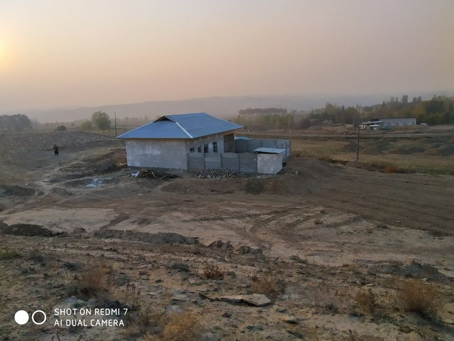 Uy sotiladi.  Variant vikup agenda bor.