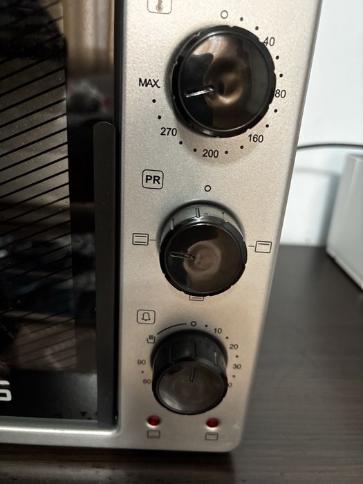 продается мини-печь ARG