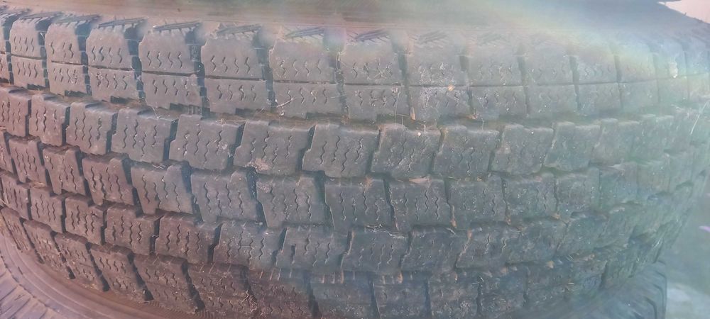 Продам шины с дисками 155/80/14