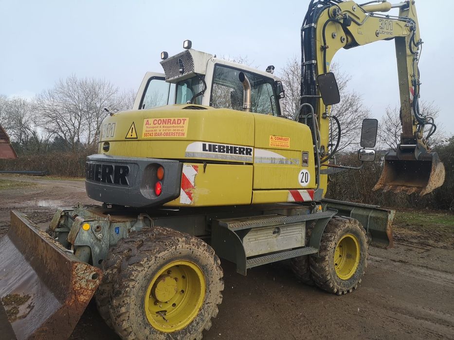Liebherr A 311 !