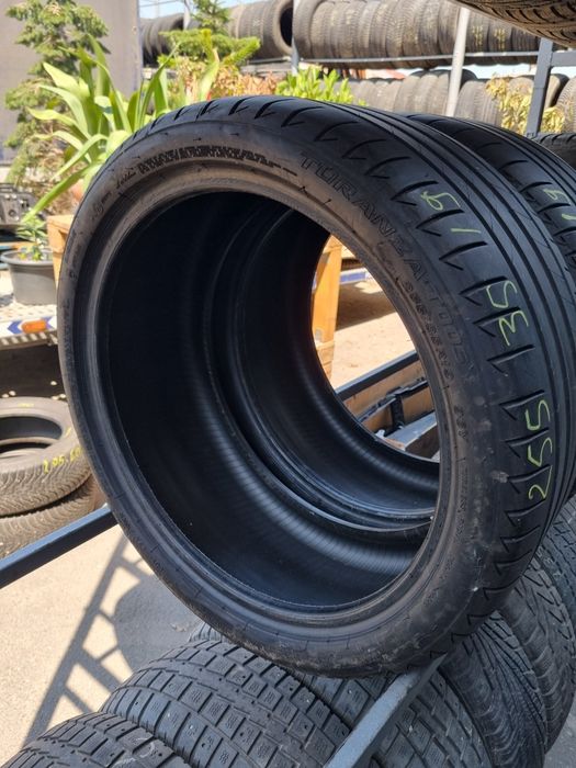 Anvelope 255/35/19 Vara Bridgestone DOT 2023