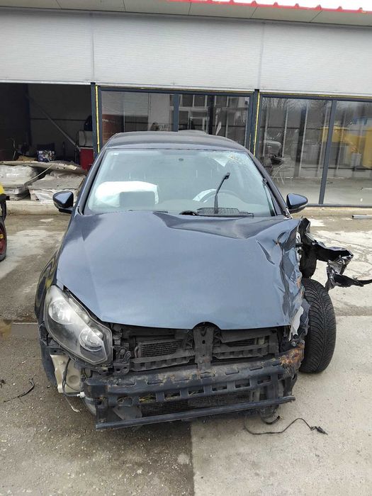 VW Golf-1.6 дизел/105к.с. 2011год-на части