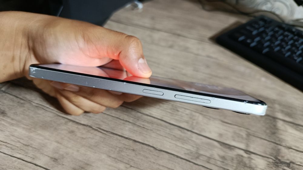 Redmi 12 8/256gb kami bor srochna