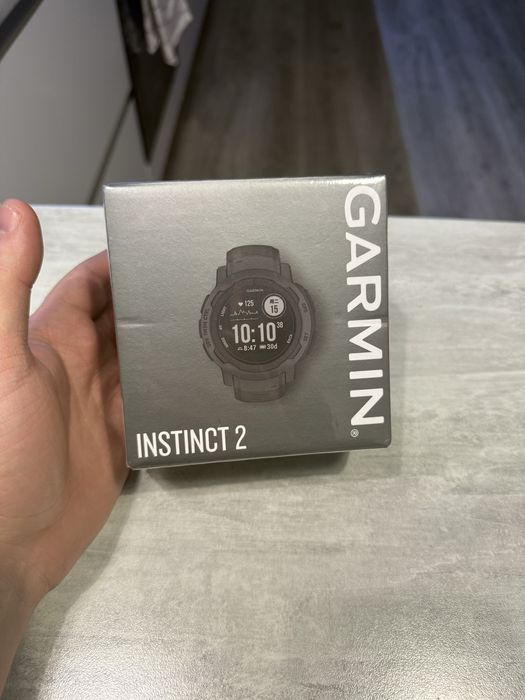 Часы Garmin Instinct 2