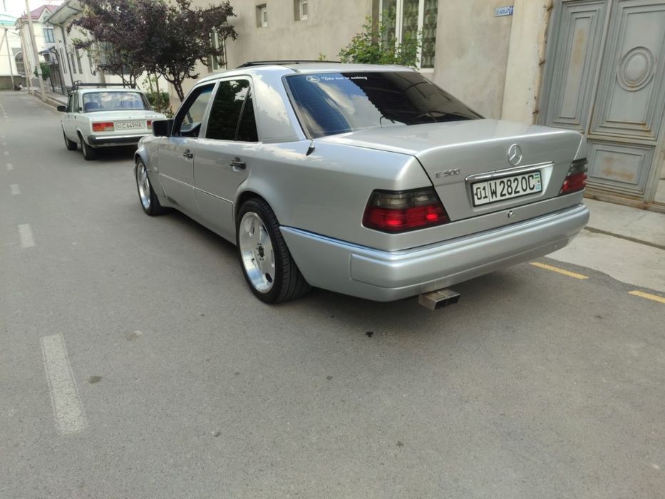 Mersedes Benz w124 sotiladi