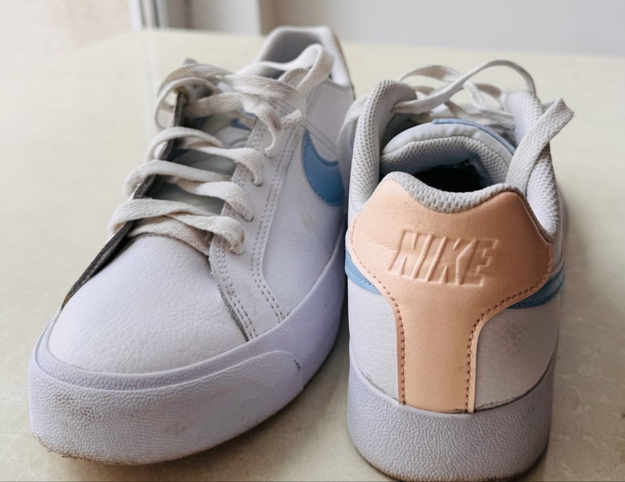 Продавам маратонки Nike