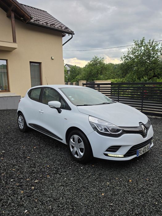 RENAULT Clio 2018