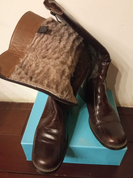 Женские сапоги кожаные