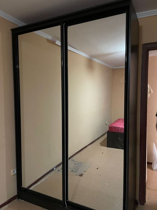 Продам спальный гарнитур