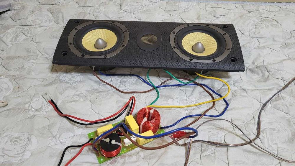 Центральный канал B&W bowers wilkins lcr60 s3