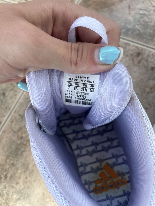 Кецове на adidas