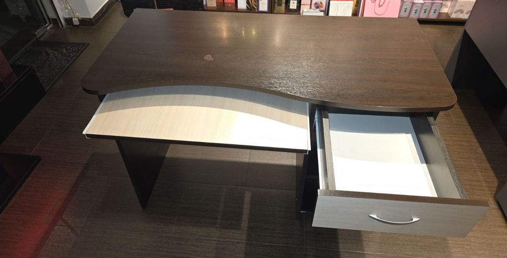 Офис бюро в отлично състояние