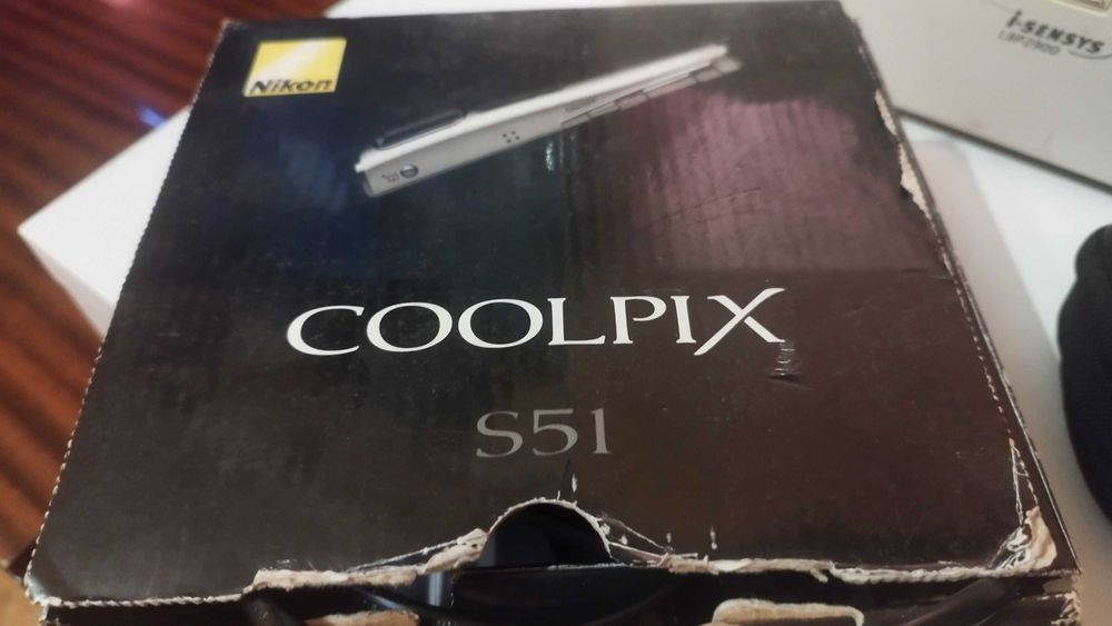 Nikon Coolpix S51