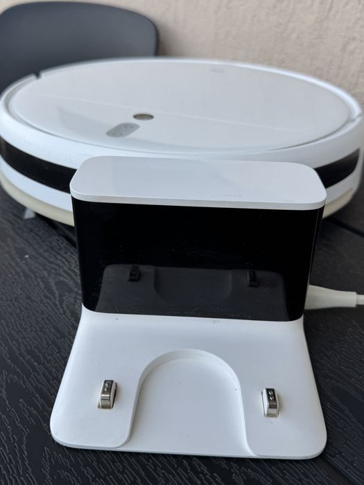 Robot aspirator Xiaomi Mi Vacuum Mop – aspiră