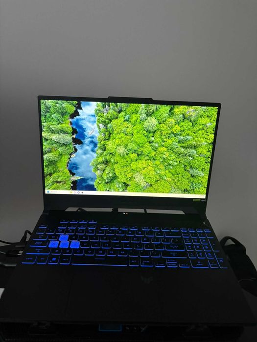 Vând laptop ASUS TUF Gaming F15
