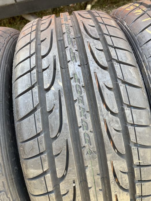 215/45/16 Dunlop  Летни