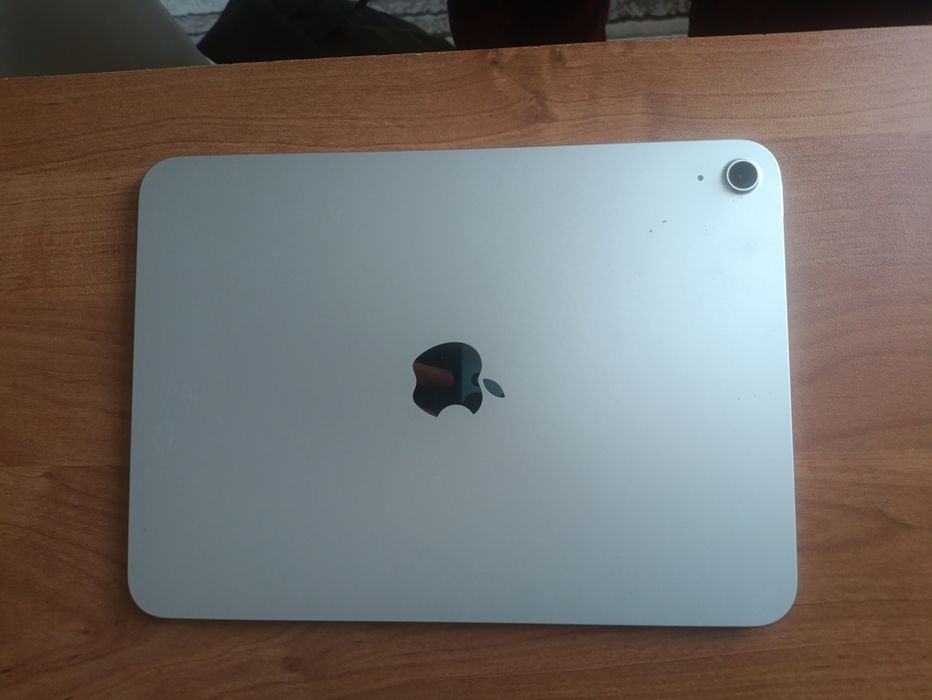 Продам ipad 11 A16 2025