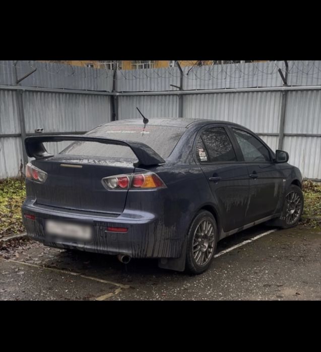 Спойлер на лансер 10