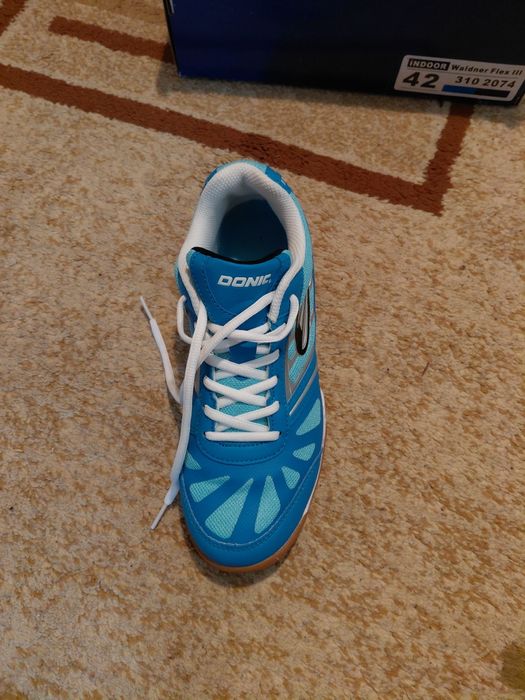 Обувки за тенис на маса