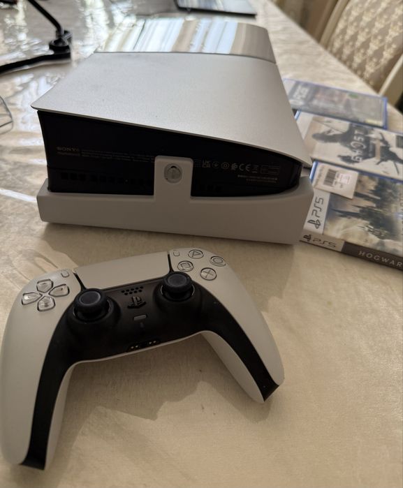 PlayStation 5 slim 1 Тб с 3-мя дисками