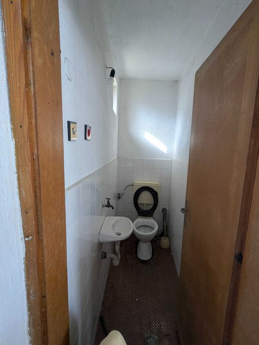 Дава се под наем Магазин в Карлово - 44 кв.м за 204 € - Снимка #7