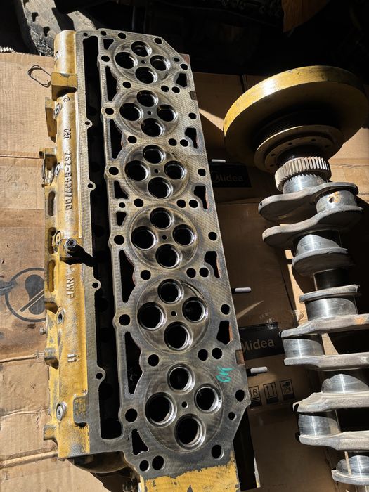 Запчаси на Двигатель CAT C7  C9 на разбор