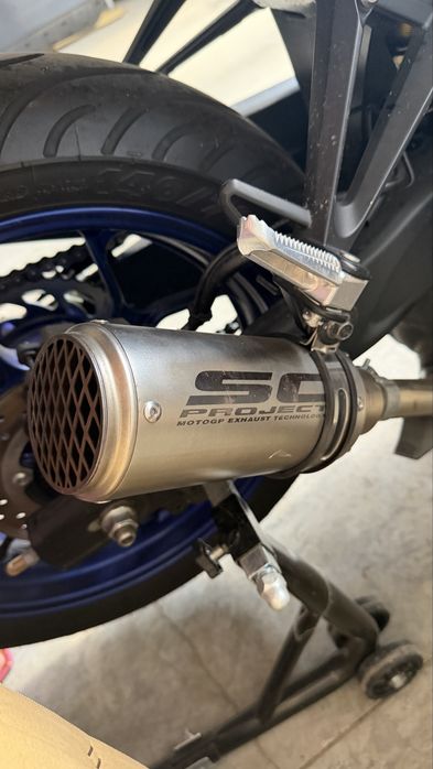 Motocicleta Yamaha R3