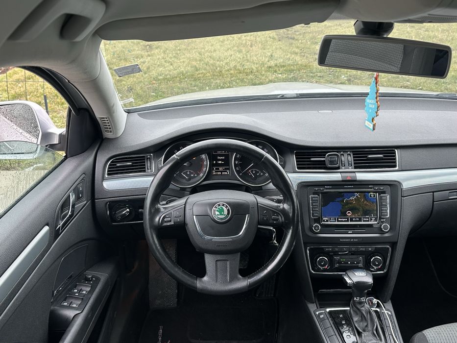 Skoda Superb 2.0d Automat