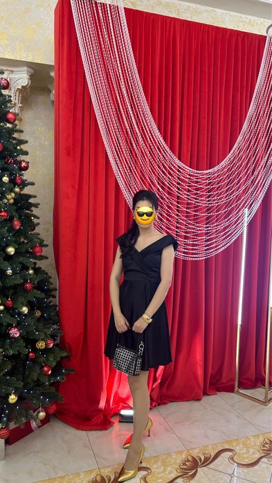 Женское красивое платье