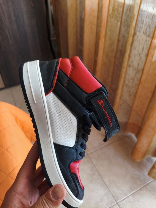 Маратонки като нови 38