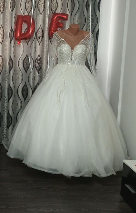 De vanzare rochie de mireasă