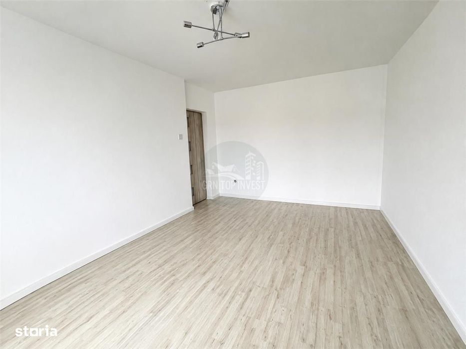 Apartament RENOVAT INTEGRAL 3 camere 2 bai balcon - Bdul Mihai Viteazu