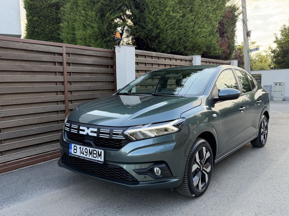 DACIA  LOGAN  JOURNEY+ An 2025 Km 14.000 999 90 CP  FUL