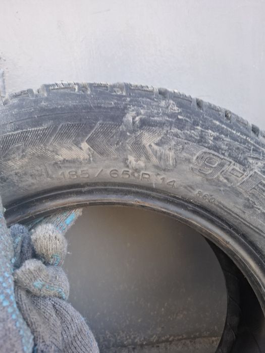 Продам зимние шины 185/65/14