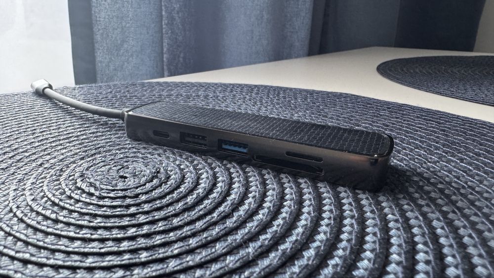 Hub Usb-C HOCO HB24 Usb-A 3.0 Usb-A Usb-C HDMI Card
