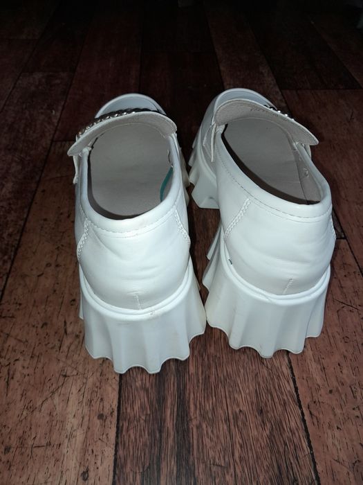 Продаю лоферы 40 размер маломерки