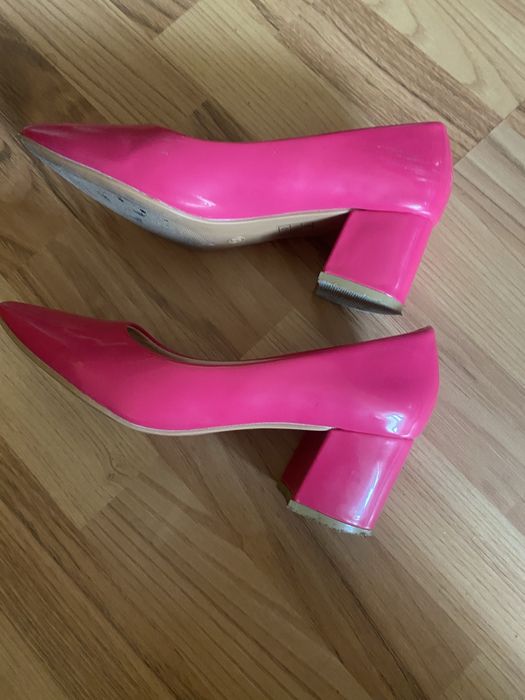 Pantofi dama noi