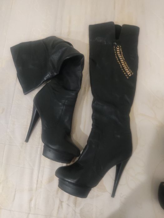 Продаются ботфорты, батальон,басаножка.