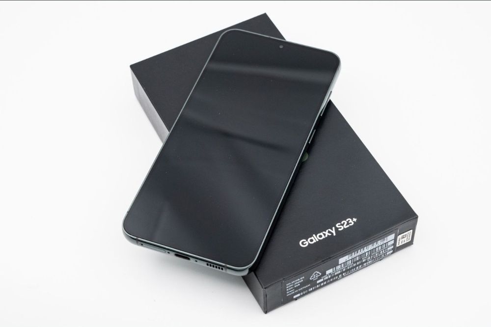 Samsung galaxy s23 +plus 512g