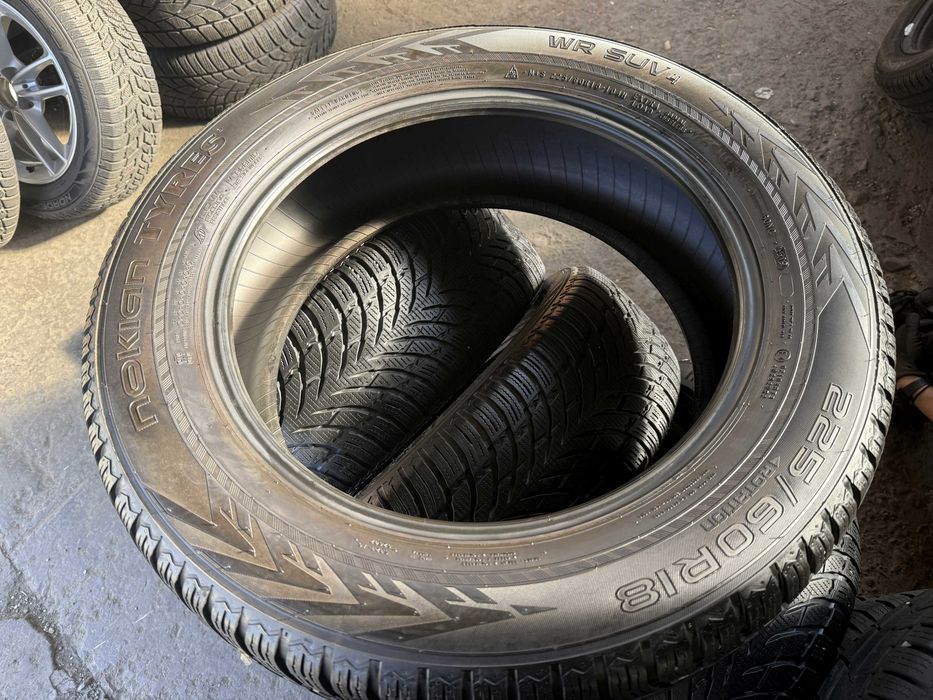 2x Anvelope Iarna 225/60 R18 M+S - Nokian WR SUV 4