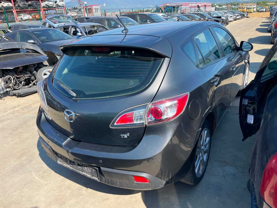 Mazda 3 1,6д 109
