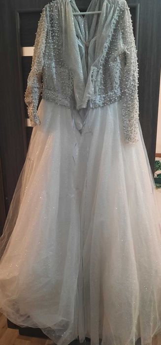 Vand rochie de mireasa purtata o singura data