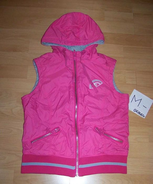 Vesta pt.dame sau adolescente măr.-S si L