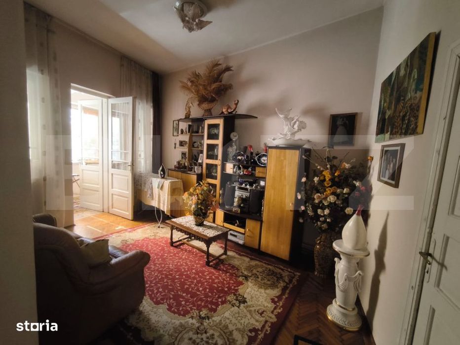 Casa 9 camere, 200 mp utili, zona Bd. Titulescu