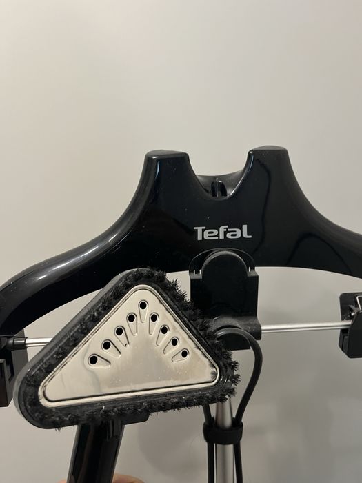 Отпариватель Tefal с плечиками