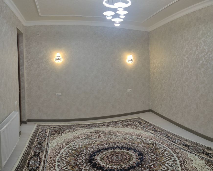 Янги қурилган ҳовли сотилади