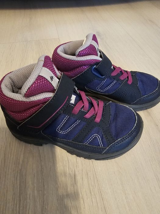 Ghete/ cizme/ papuci/ marimea 25-26-27