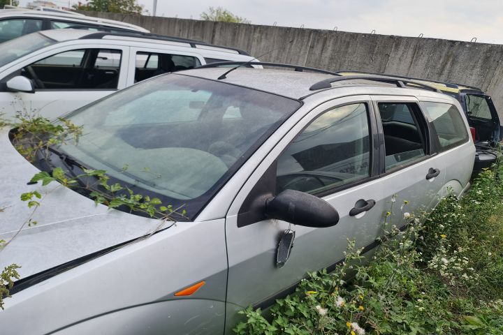 Piese Ford Focus 2000 1.8 Tddi MT (90 hp)