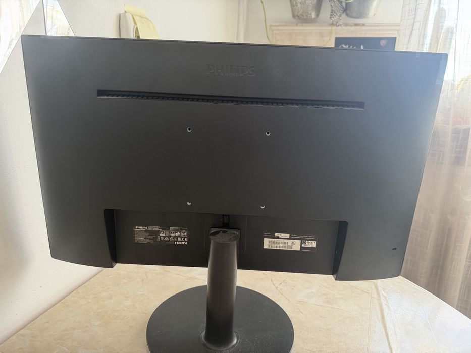 Monitor Philips 24” Full HD VA 75Hz
