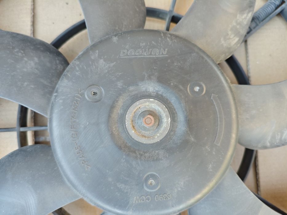 Диффузор радиатора Hyundai Accent